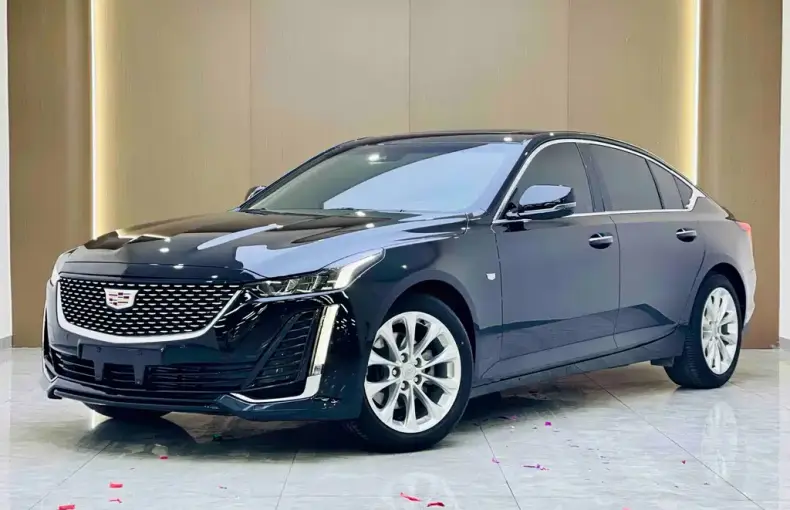 Cadillac CT5 2023 из Китая