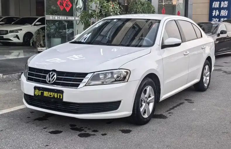 Volkswagen Lavida 2016 из Китая