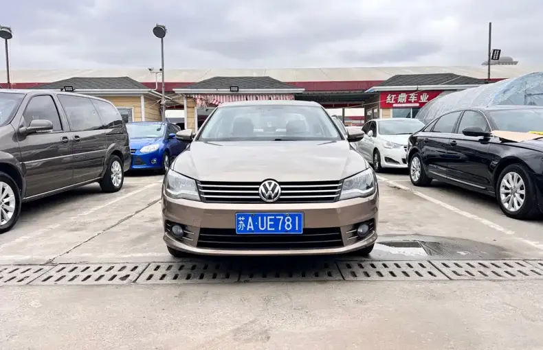 Volkswagen Bora 2015 из Китая