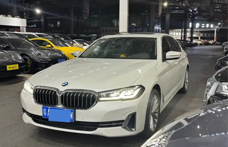 BMW 5 Series 2021 из Китая