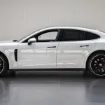 Porsche Panamera 2022 330 л.с. — лот 57636404 из Китая