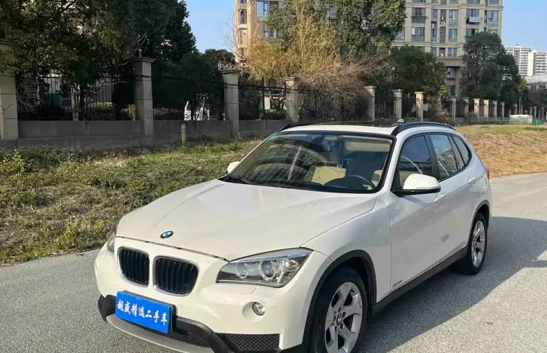 BMW X1 (Import) 2013 из Китая