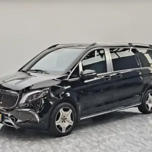 Mercedes-Benz V-Class 2023 из Китая