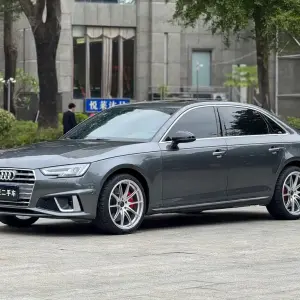 Audi A4L 2019 из Китая