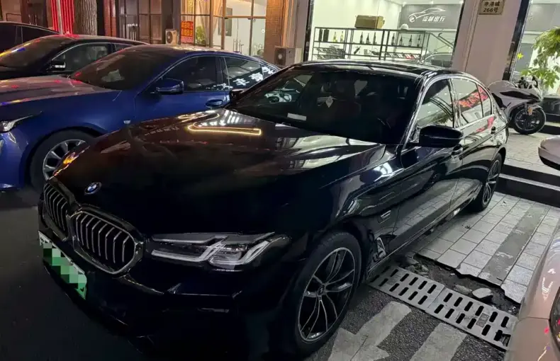 BMW 5 Series New Energy 2023 из Китая