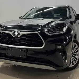Toyota Highlander 2024 248 л.с. из Китая