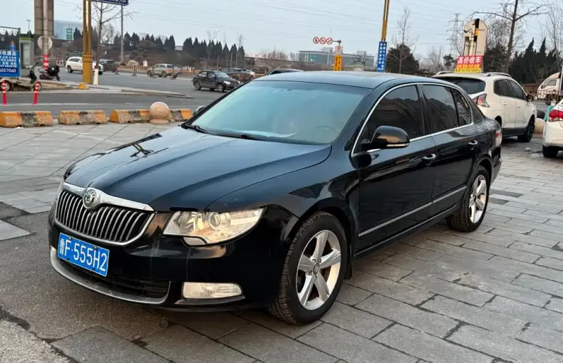 Skoda Superb 2012 из Китая