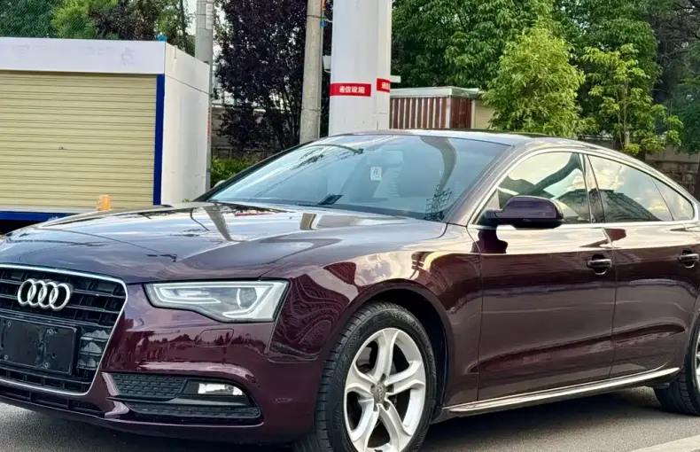 Audi A5 (Import) 2014 из Китая
