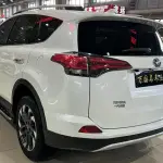 Toyota RAV4 2017 из Китая
