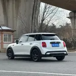 MINI Mini 2024 102 л.с. 102 л.с. 102 л.с. из Китая