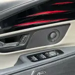 Lincoln Nautilus 2023 261 л.с. из Китая