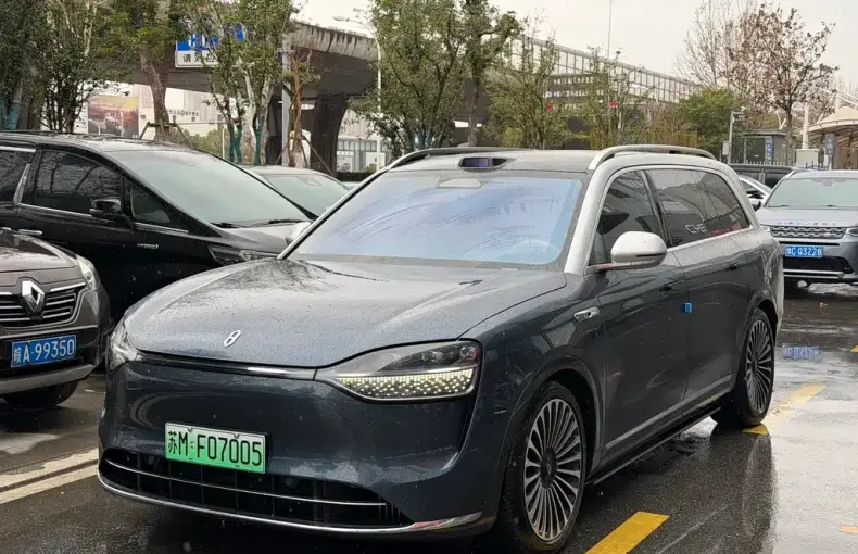 AITO 问界 AITO M9 2024 из Китая