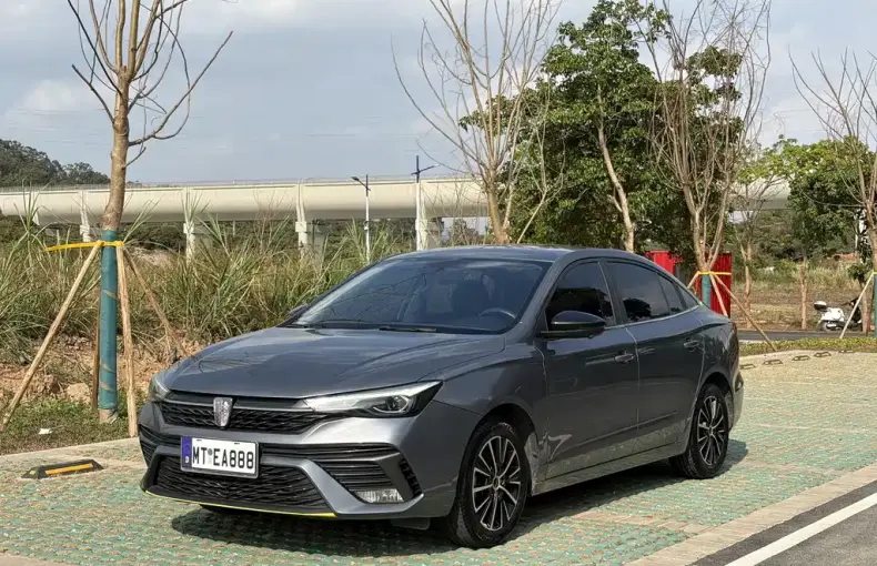 Roewe i5 2021 из Китая