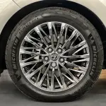 Lexus LM 2024 лот 57660380 из Китая