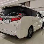 Toyota Vellfire 2021 из Китая
