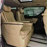 Toyota Vellfire 2021 из Китая