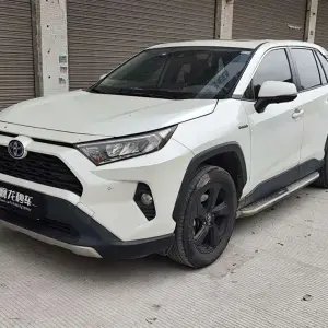 Toyota RAV4 2022 из Китая