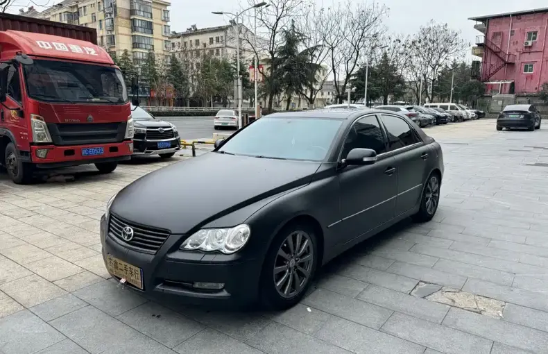 Toyota Reiz 2009 из Китая