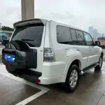 Mitsubishi Pajero (Import) 2016 из Китая