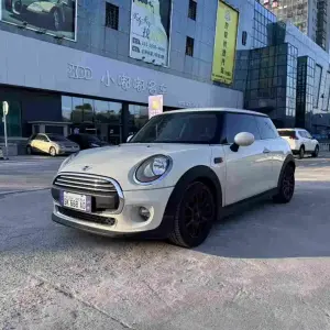 MINI Mini 2016 102 л.с. — лот 57674028 из Китая