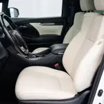 Lexus LM 2020 163 л.с. из Китая
