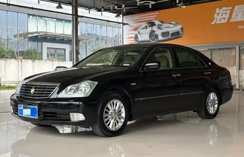 Toyota Crown 2009 из Китая