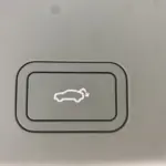 Volvo EM90 2024 лот 57739855 из Китая