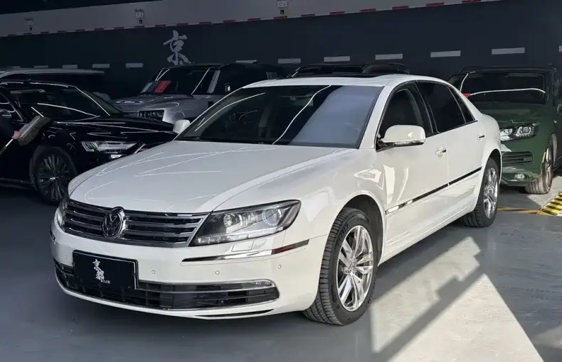 Volkswagen Phaeton 2016 из Китая