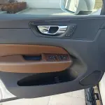 Volvo XC60 2022 250 л.с. — лот 57686407 из Китая
