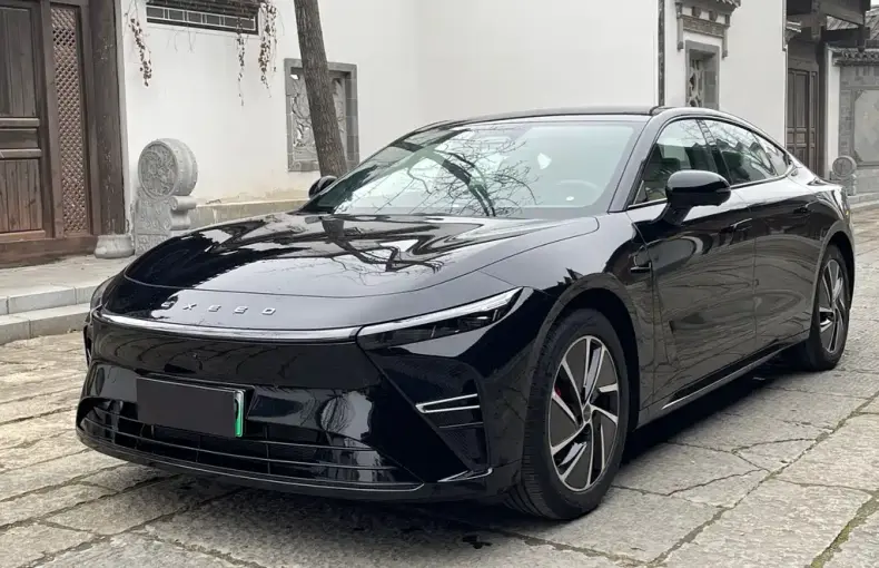 Exeed Xingjiyuan ES 2025 из Китая