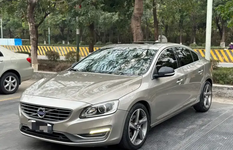 Volvo S60 2014 из Китая
