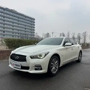 Infiniti Q50L 2015 из Китая