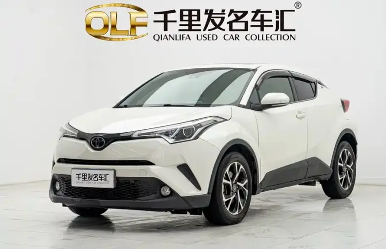 Toyota C-HR 2021 из Китая