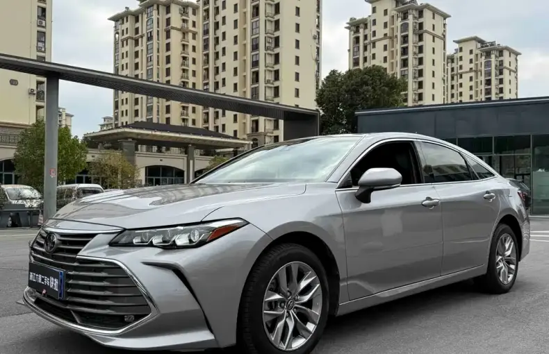 Toyota Avalon 2022 из Китая