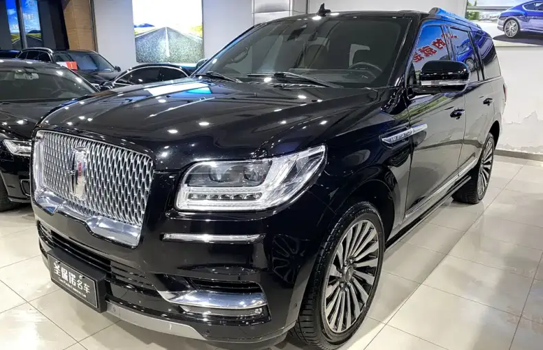 Lincoln Navigator 2022 из Китая