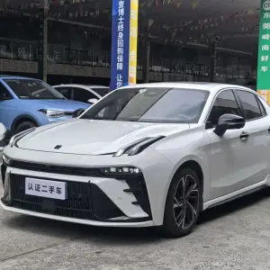 Lynk & Co 03 2023 из Китая