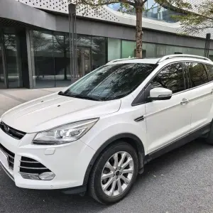 Ford Kuga 2016 из Китая