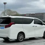 Toyota Alphard 2020 из Китая
