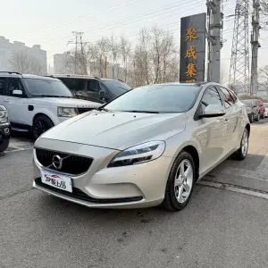 Volvo V40 2017 из Китая
