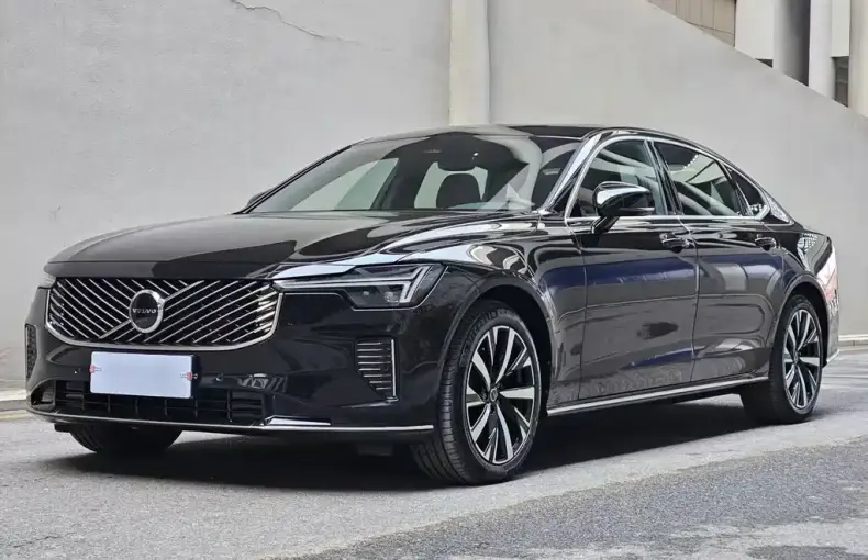 Volvo S90 2025 из Китая