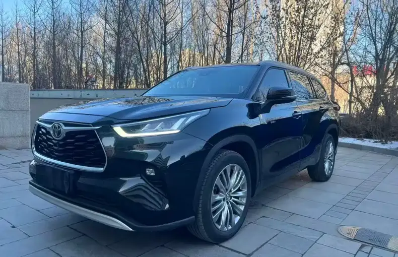 Toyota Highlander 2024 из Китая