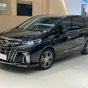 Honda Elysion 2021 из Китая