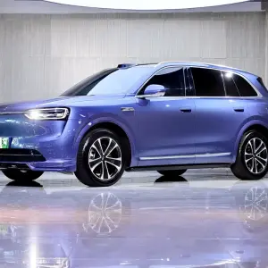 AITO 问界 AITO M7 2025 160 л.с. 160 л.с. из Китая