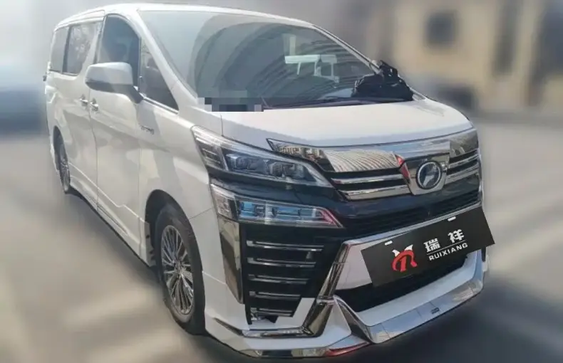 Toyota Vellfire 2021 из Китая