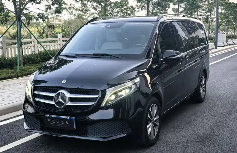 Mercedes-Benz V-Class 2022 из Китая