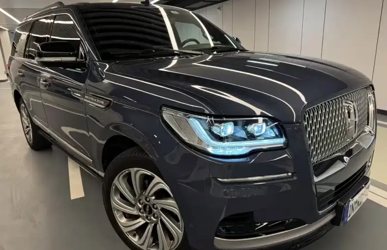 Lincoln Navigator 2023 из Китая