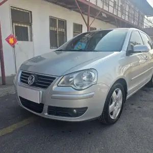 Volkswagen Polo 2008 из Китая