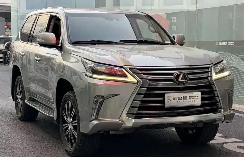 Lexus LX 2016 из Китая