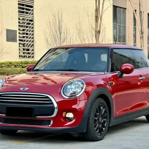 MINI Mini 2018 102 л.с. из Китая