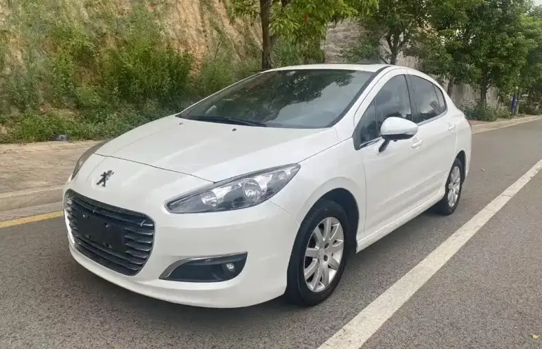Peugeot 308 2014 из Китая
